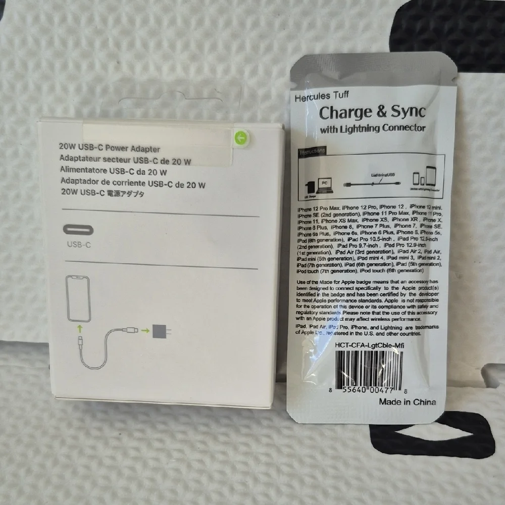 NWOT - Apple White USB-C 20W Power Adapter and Lightning Cable
